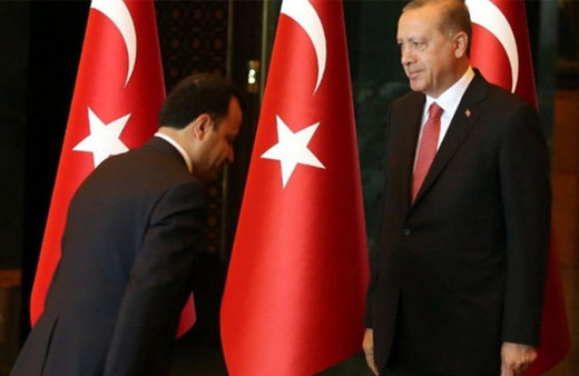 AYM Başkanı'ndan o fotoğrafa açıklama