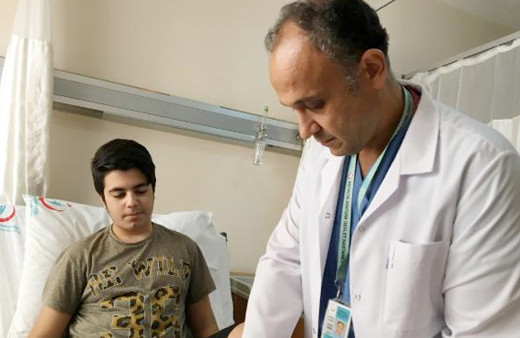  Uzun süre oyun konsolu başından kalkmayınca