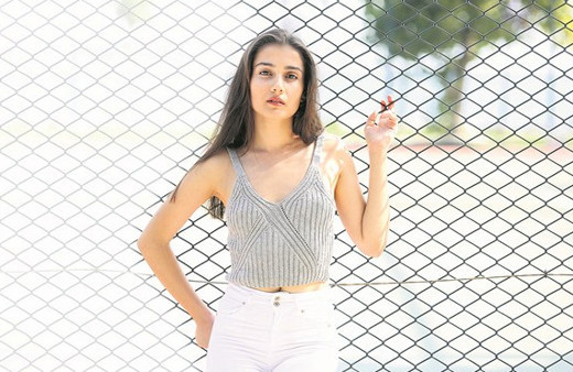 Ver Elini Aşk Ayperi Sevda Erginci kimdir yaşı sizi çok şaşırtacak