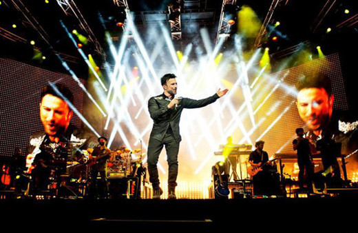 Megastar Tarkan Harbiye'yi salladı!