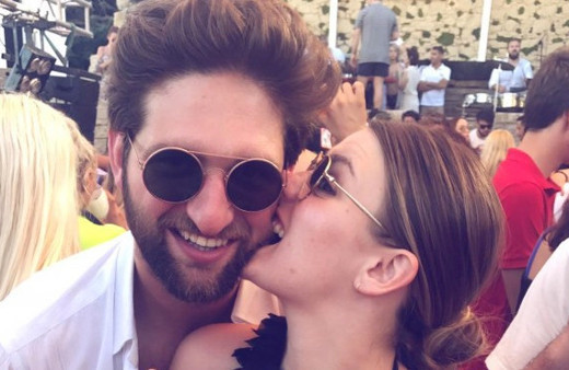 Gizem Karaca'nın düğün davetiyesine bakın böyle ayrıntı yok