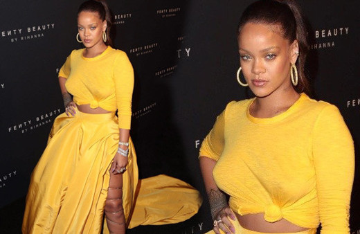 Rihanna'nın bekaret itirafından sonra göğüsleri olay oldu