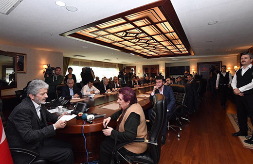 Başkan Mustafa Tuna vatandaşların sorunlarını dinledi