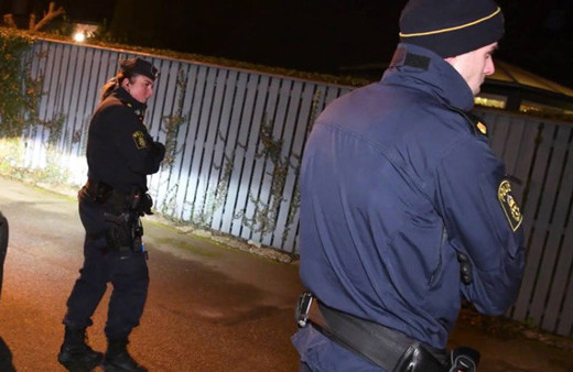 İsveç'te bir evde 4 ceset bulundu