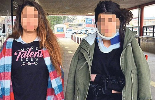 Lisede dehşet! 20 öğrenci 2 kız öğrenciyi...