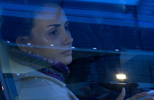 Emina Sandal'a mesajı kim gönderdi! Bir anda ağlamaya başladı