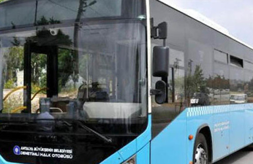 Ehliyetine bakınca polis bile şaşkına döndü