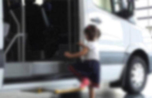 Bir okul servisi skandalı daha! Küçük kızı saati kurtardı