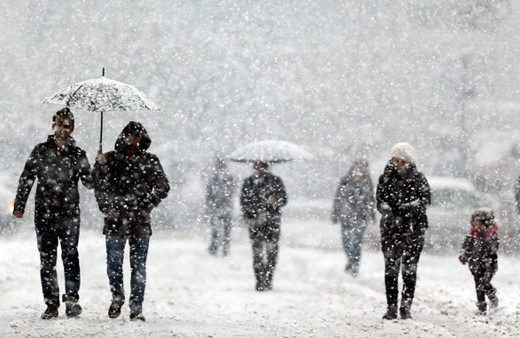 Valiliğin kararı - Yarın 15 Ocak pazartesi okullar tatil mi?