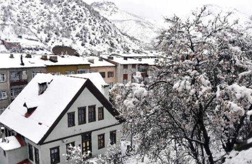 Gümüşhane'de pazartesi okullar tatil mi valiliğin 15 Ocak kararı