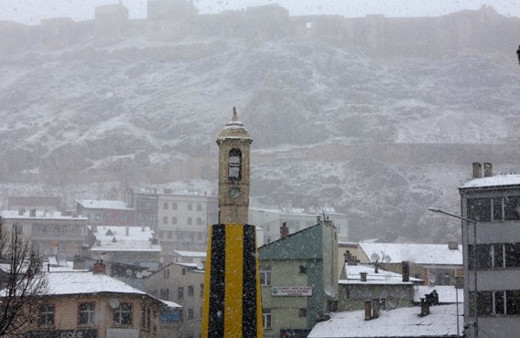 Bayburt'ta pazartesi okullar tatil mi valiliğin 15 Ocak kararı