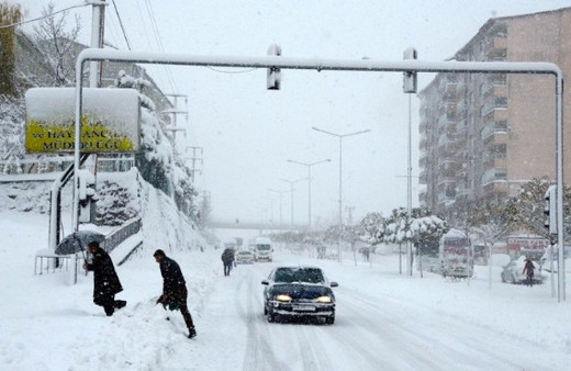 Bitlis'te pazartesi okullar tatil mi valiliğin 15 Ocak kararı