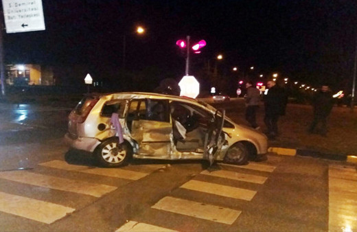 Isparta’da feci kaza: 2 ölü, 3 yaralı