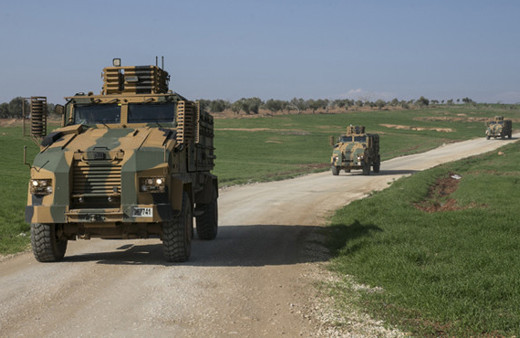 Türkiye 'tepelerine mi iniyor?' Sınırdan sıcak görüntü