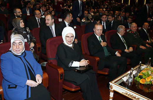 Erdoğan dizi tanıtımına katıldı: ilk bölümü böyle izledi!