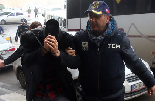 İtirafçı FETÖ'cü Burak Akın'ın ifadesiyle 2 yüzbaşı tutuklandı