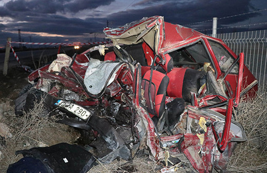 Katliam gibi kaza: Bir aile yok oldu!