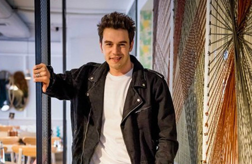 İsmail Ege Şaşmaz kimdir kardeşine bakın o da çok ünlü