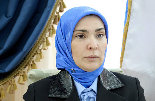 Ayna Gamzatova Putin'e rakip! Eşi de Dağıstan müftüsü