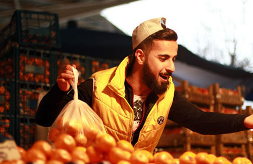 İşte mandalinacı Veysel'in rekor kıran ilk klibi