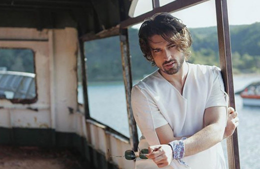 Fazilet Hanım ve Kızları Sinan Alp Navruz kimdir eski sevgilisine bakın