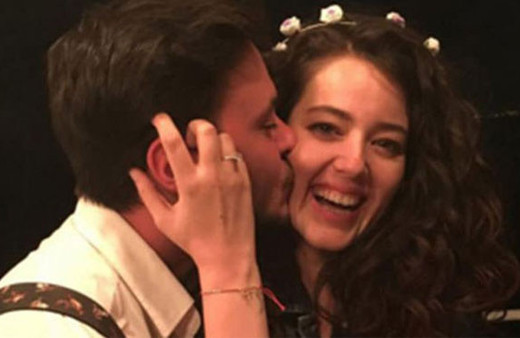 Pelin Akil'den duygusal paylaşım: Bebeğimi görmeni çok isterdim