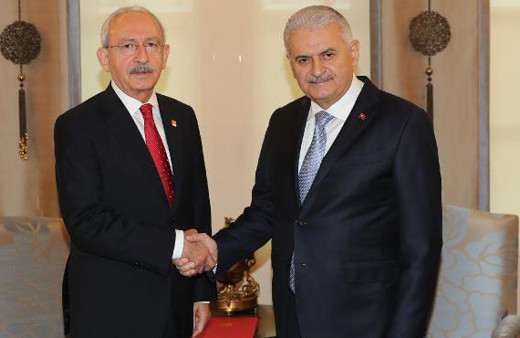 Başbakan Yıldırım ile Kılıçdaroğlu görüşmesinde dikkat çeken detay