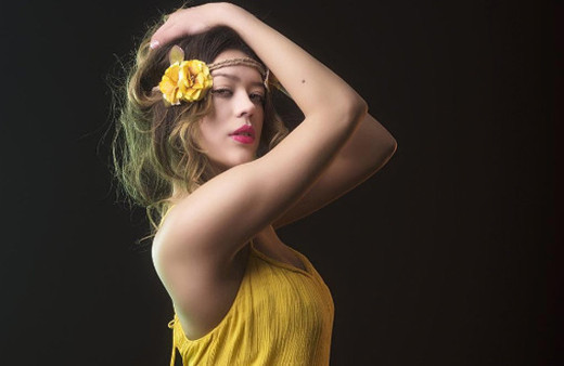 Feyza Aktan kimdir Özcan Deniz eski sevgilisiyle aldattı mı?