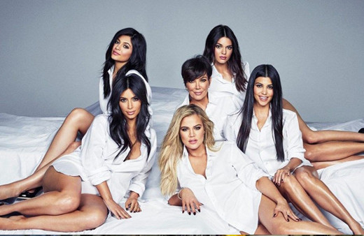 Kardashianlardan skandal bebek ablasının kocasından!