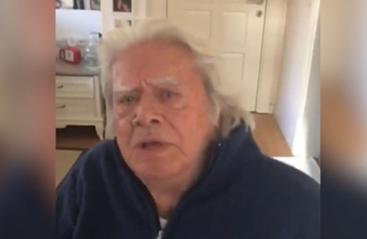 Cüneyt Arkın :'Seni nerede görsem ağlıyorum Mehmetçik'