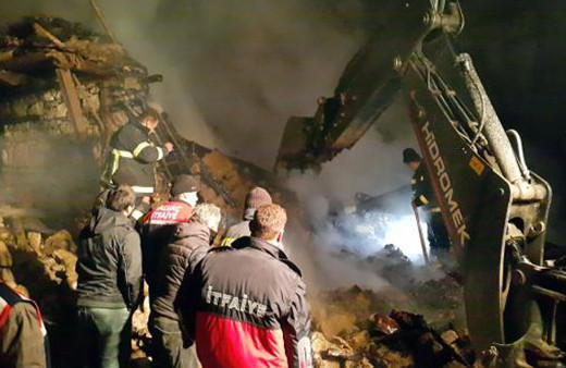 Isparta'daki yangında karı-koca feci şekilde can verdi!