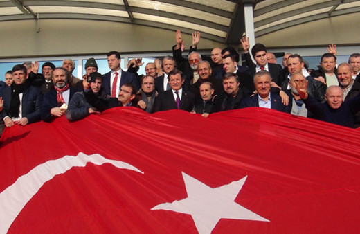 Ahmet Davutoğlu Silivri'ye gitti