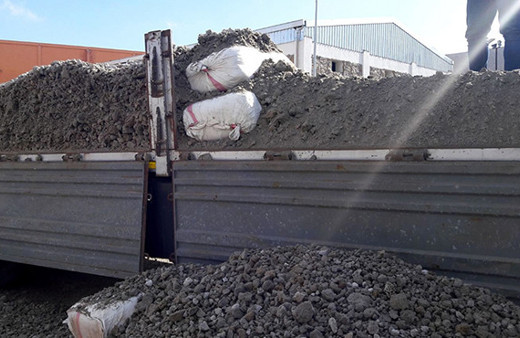 Çakıl yüklü TIR'da yarım tonu aşkın esrar ele geçirildi