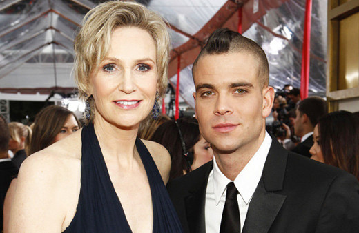 Ünlü oyuncu intihar etti! Cesedi evinin yakınında bulundu