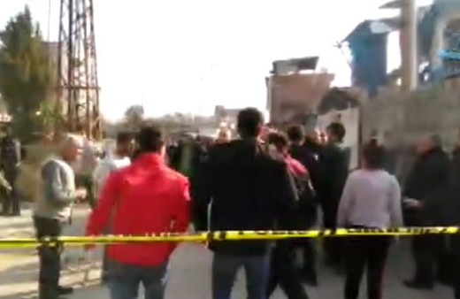 Reyhanlı'ya roket düştü