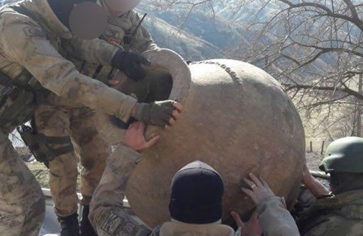 Mehmetçik, Orta Çağ dönemine ait küp buldu!