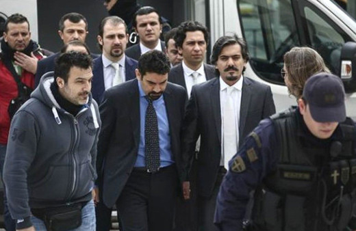 Atina'dan darbeci askerlerle ilgili flaş açıklama