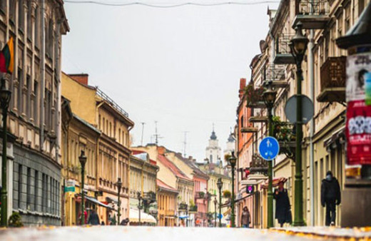 14 Yaşındaki Türk kızına ırkçı saldırı