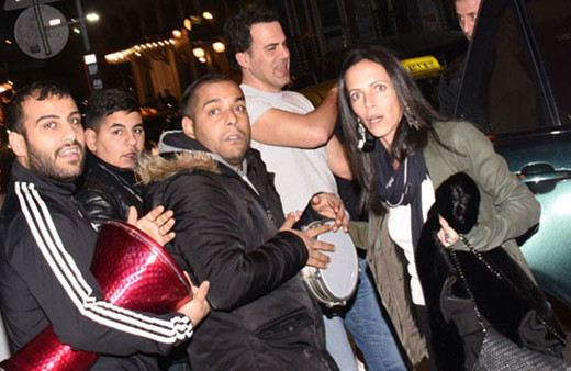 Malkoç Süalp ve ikizi fena yakalandı "vur patlasın çal oynasın abiler"