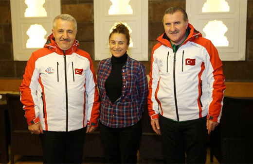 Ahmet Arslan ve Osman Aşkın Bak'dan müjdeli haberler