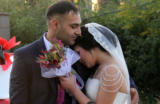 En mutlu günlerinde zehir oldu! Yok böyle vicdansızlık