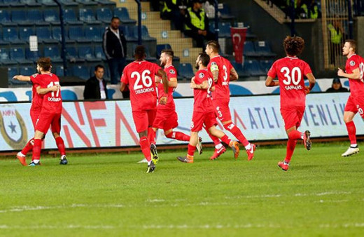 Antalyaspor Ankaragücü'nü tek golle yıktı!
