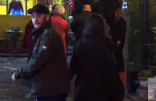 Söz dizisinin Eylem'i Meriç Aral Serkan Keskin ile el ele yakalandı