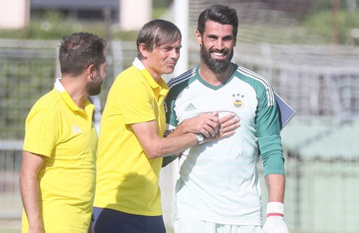 Volkan Demirel hocanın üstüne yürümüş! Ali Koç neler anlattı neler!