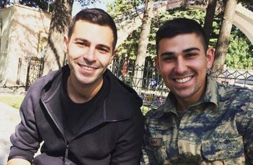 Hakan Sabancı birliğine teslim oldu milyonluk saatine veda etti!