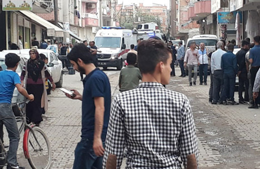 Diyarbakır'da silahlı çatışma! Yaralılar var