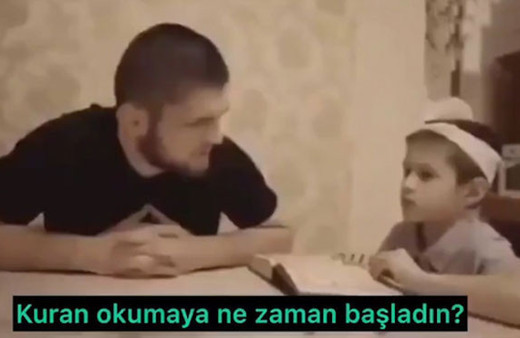 Herkes bunu izliyor! Şampiyon boksör Khabib'in Kur'an dersi