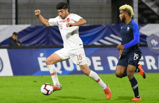 Ümit Milliler, Fransa'ya diş geçiremedi!