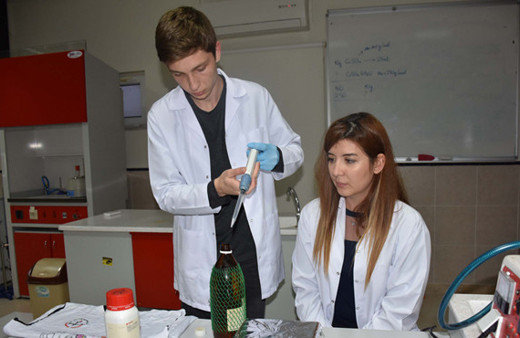 Lise öğrencisi 600 liraya satılan radyasyon zırhını 20 liraya üretti