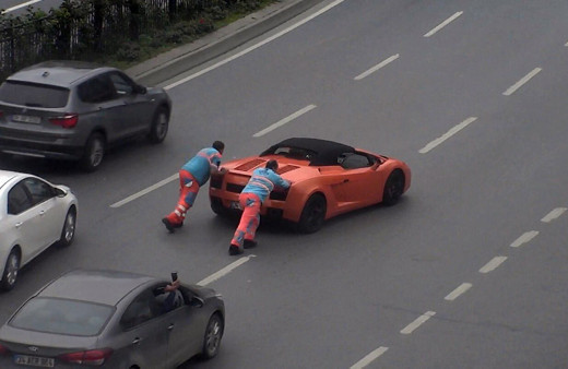 Lamborghini’yi iten İBB işçileri o anları anlattı